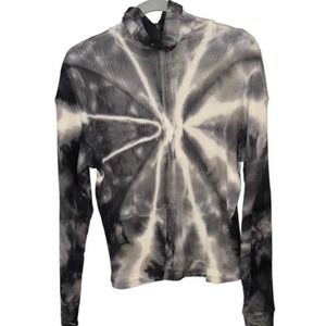 RED HAUTE BLACK WHITE GRAY WAFFLE KNIT TIE DYE TOP SMALL